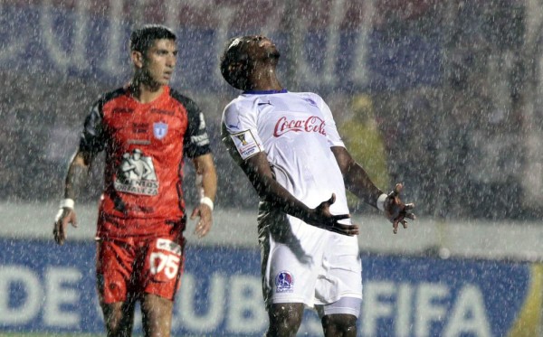 Olimpia empató con el Pachuca, pero no le ajustó y quedó fuera de Concachampions