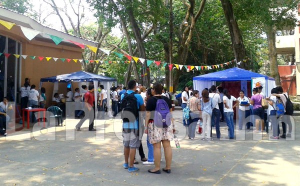 Universitarios de Honduras celebran minibrigada de prevención