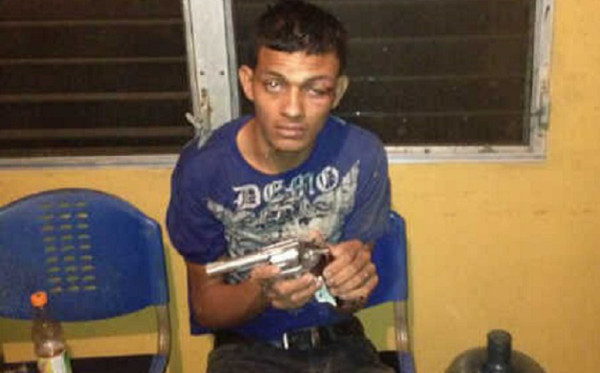 Cae joven en frustrado asalto a banco en norte de Honduras