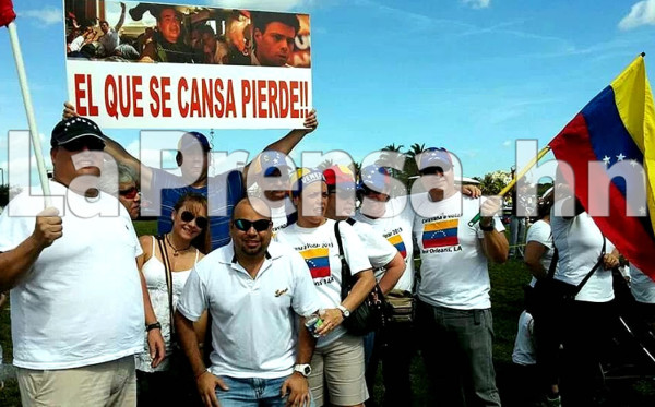 Hondureños en Miami se solidarizan con Venezuela