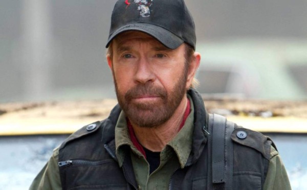 El 'indestructible' Chuck Norris sobrevivió a dos infartos en un día