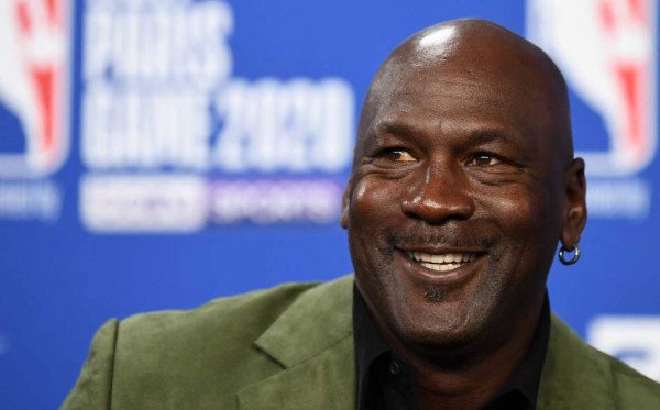 Aumentan de valor los productos de Michael Jordan tras exitoso documental