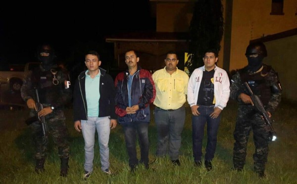 Capturan a cuatro supuestos narcomenudistas en Copán