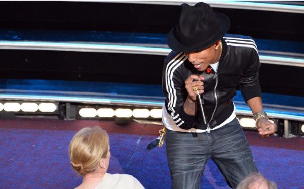 EL BAILE DE PHARRELL WILLIAMS CON MERYL STREEP