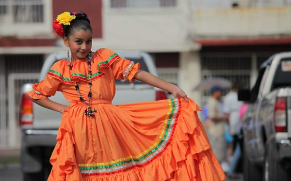 La Ceiba vive la fiesta cívica de la Independencia de Honduras