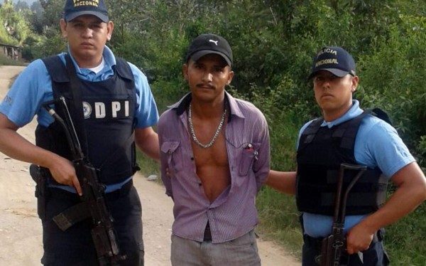 Arrestan a sujeto por asesinato de quinceañera en El Paraíso