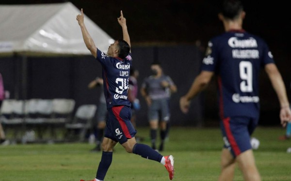 Doblete de Kevin López rescató al Motagua ante Universitario de Panamá en la Liga Concacaf