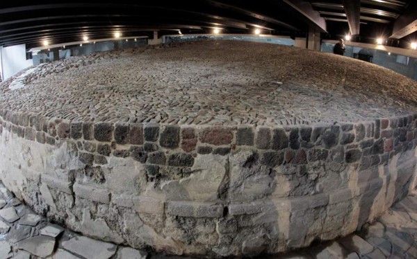 México: Ventana muestra templo de dios del viento