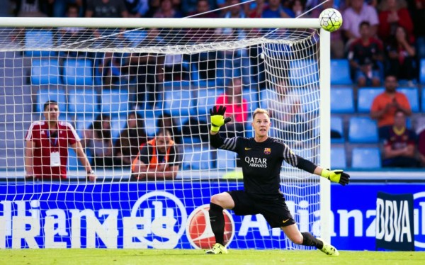 Ter Stegen es blanco de críticas tras encajar otros cuatro goles