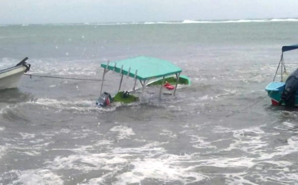 Buscan a dos cubanos y un hondureño desaparecidos en el mar