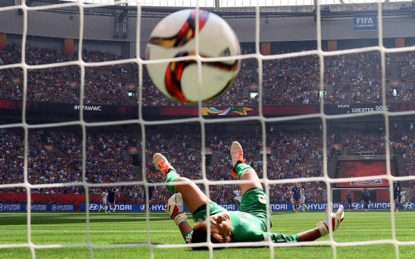 VIDEO: Golazo de media cancha en la final del Mundial Femenino