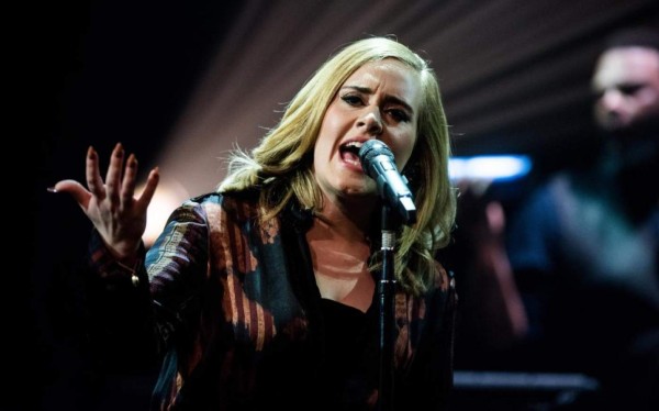 Adele se presentará en los premios Grammy   