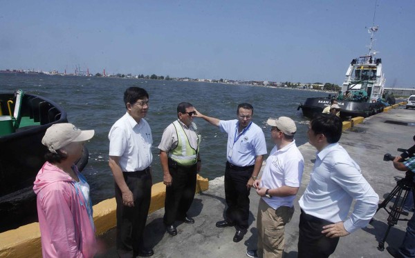 Empresarios taiwaneses conocen el potencial logístico de Puerto Cortés
