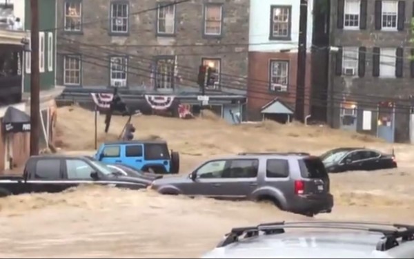 Fuertes inundaciones causan caos y destrucción en Maryland