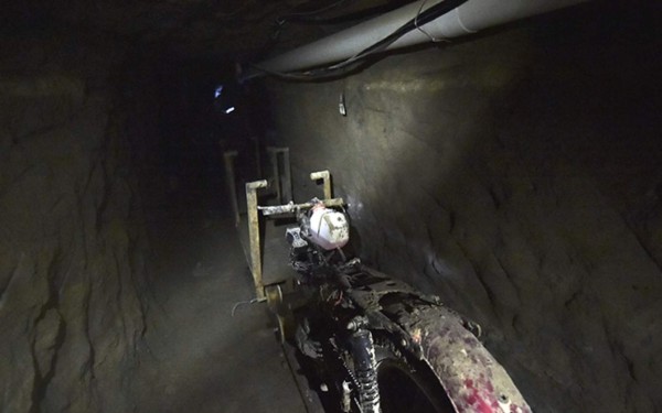 El 'Chapo' Guzmán tardó 12 minutos en recorrer el túnel de más de un kilómetro de distancia.
