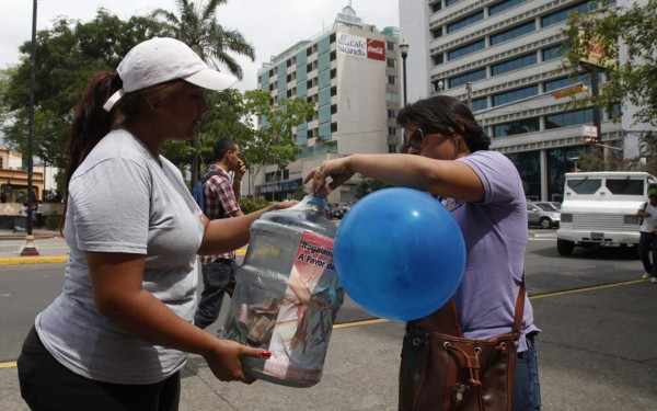 Recaudan fondos para pacientes con VIH en San Pedro Sula