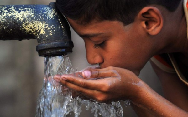 Proyecto abre debate sobre privatización del agua en Costa Rica