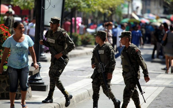 Empresarios piden triplicar presencia de policías y militares