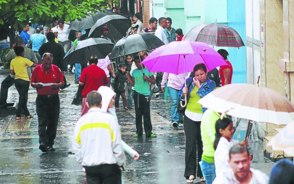 Ingreso de nueva onda tropical dejará más lluvias hoy en Honduras