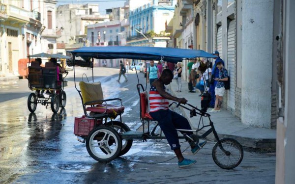EEUU anuncia restricciones a viajes y remesas a Cuba