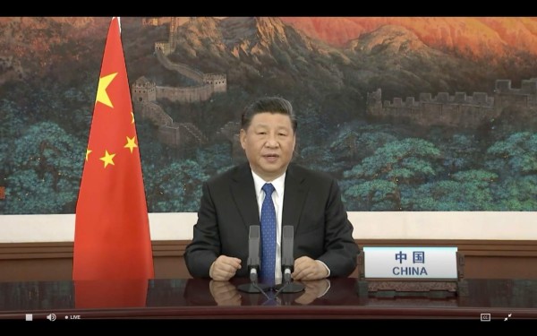 Presidente chino promete compartir vacuna contra coronavirus
