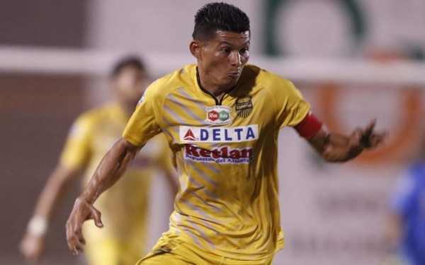 Futbolista hondureño Edder Delgado sufre de tuberculosis