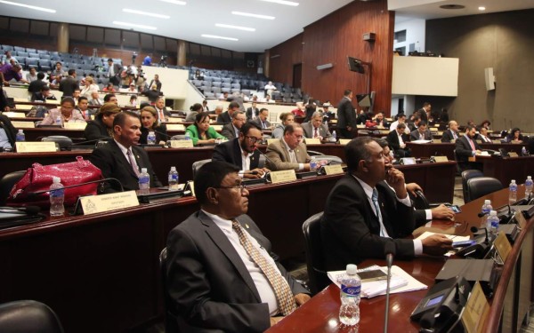 Suspenden sesión en el Congreso Nacional por falta de quórum