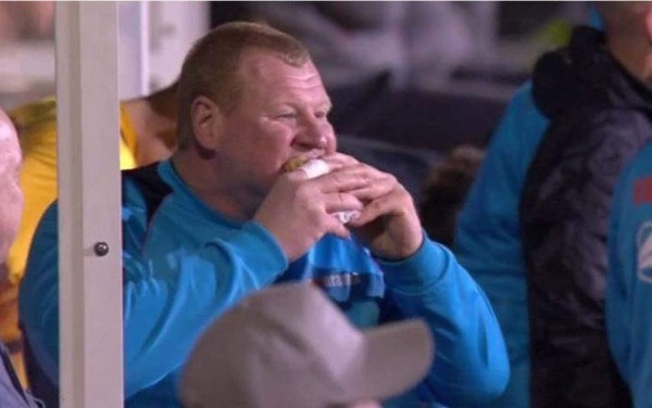 El terrible presente de Wayne Shaw, el portero más gordo del mundo