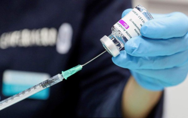 Detectan venta de vacunas falsas anticovid en México