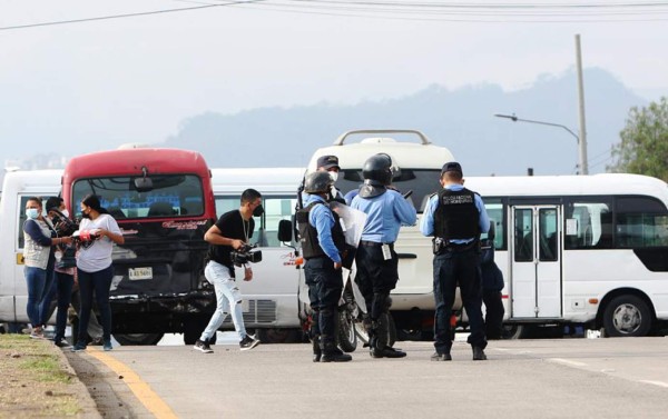 Transportistas logran con paro que Gobierno apruebe PCM para bonos