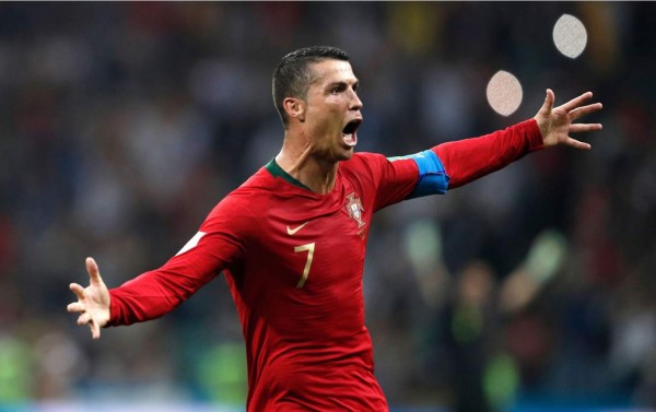 Triplete de Cristiano Ronaldo salva a Portugal y frustra a España en el estreno del Mundial