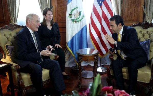 Kelly inicia visita a Guatemala en medio de deportaciones de EUA  