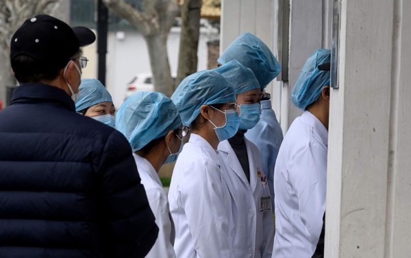 China reporta otros 116 decesos en Hubei por COVID-19; suman 1,483 los muertos