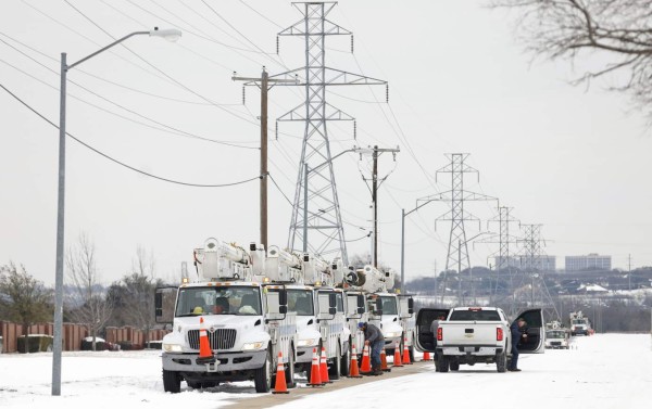 Texas en emergencia por apagón que dejó a millones sin energía tras tormenta invernal