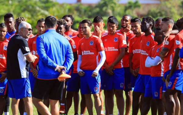 Keosseián adelanta que Rony Martínez y Dabirson Castillo serán titulares en la final de ida