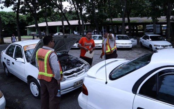 Levantan censos en puntos de taxis de las principales ciudades del país