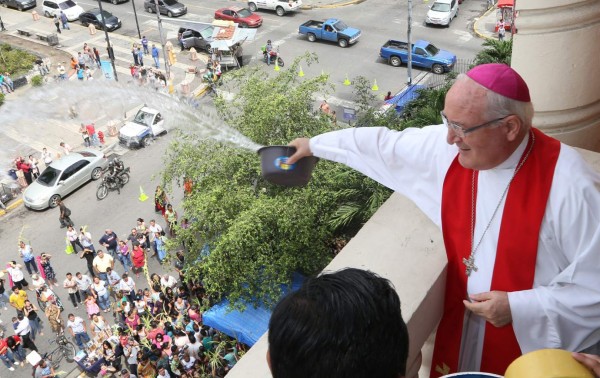 Miles de hondureños recibieron a Jesús en el Domingo de Ramos