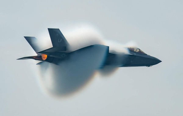 El Pentágono suspende las operaciones de sus F-35