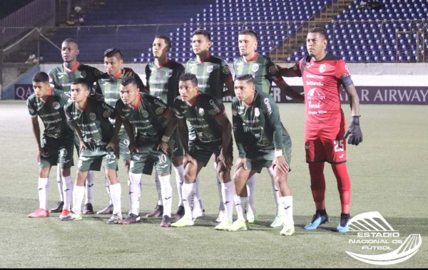 El 11 titular del Marathón que mandó a la cancha Tato García. Foto Twitter @estadiofutnic.