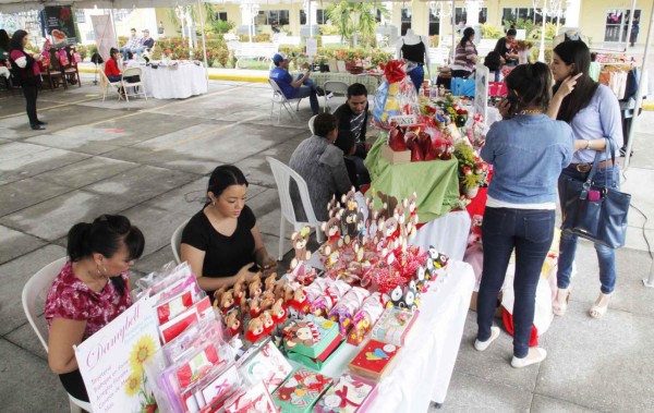 Economía de mipymes crece por Día del Amor y la Amistad