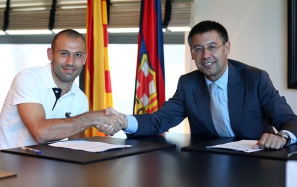 Mascherano amplía su contrato con el Barça por cuatro temporadas