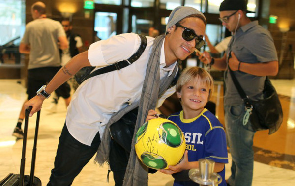 Brasil y Neymar llegan a Miami por la revancha contra Honduras