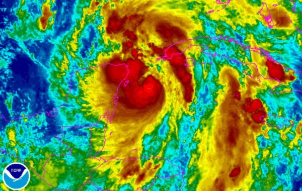 Honduras declara alerta roja en dos departamentos por la tormenta Nate