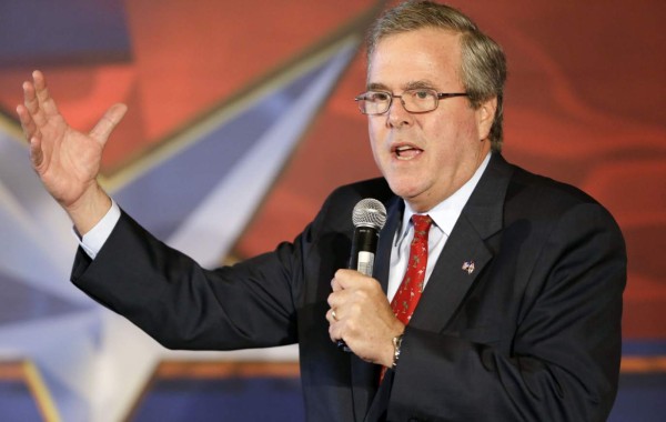 Jeb Bush lidera sondeos de candidatos republicanos a la presidencia