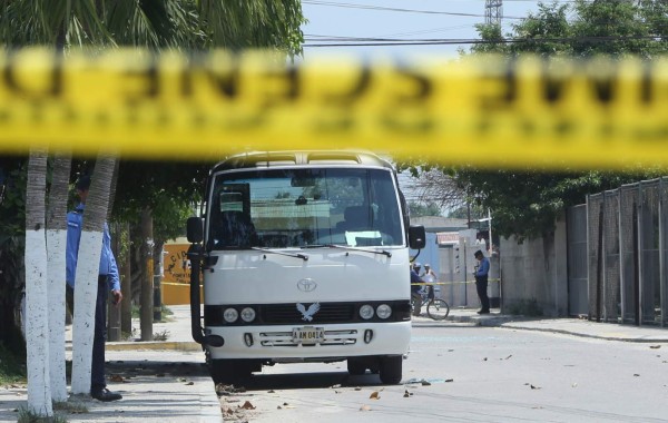 Paralizan buses en Choloma tras muerte de conductor