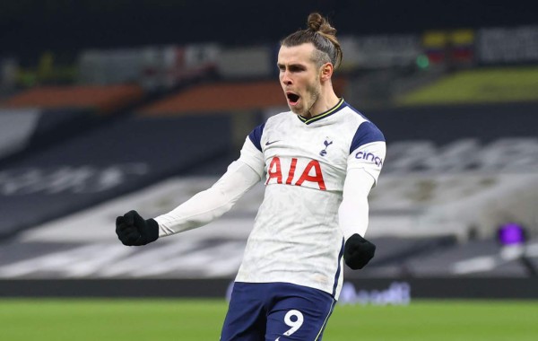 Gareth Bale anotó un doblete para la victoria del Tottenham. Foto AFP