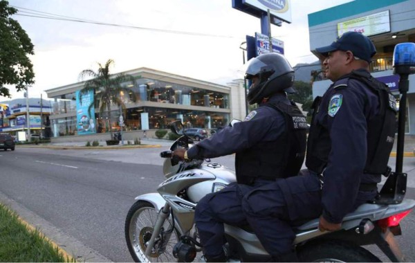 Más de 1,200 policías saldrán a las calles sampedranas a resguardar en el feriadón