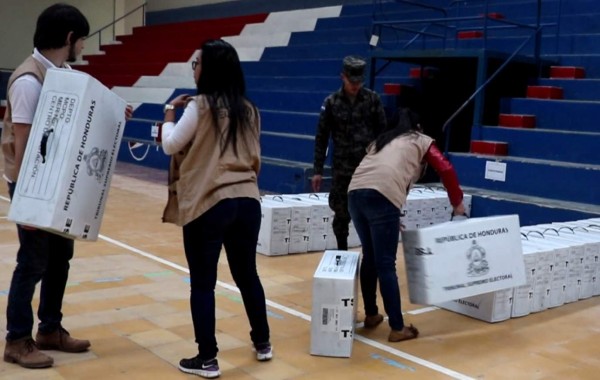 Elecciones en Honduras: Llegan a Copán 835 maletas electorales 