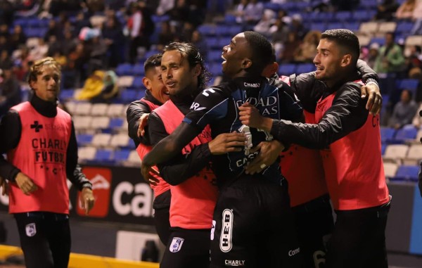 Querétaro de la Liga MX anuncia que un futbolista dio positivo al coronavirus