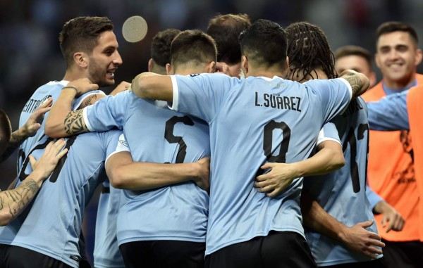 Debut arrollador de Uruguay con goleada sobre Ecuador en la Copa América